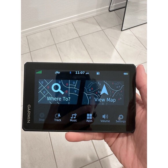 Garmin Zumo XT 6" All-Terrain Motorcycle Navigator With Extras - Picture 8 of 8